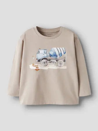 Beiges Jungen-Langarmshirt von name it mit Baustellenfahrzeug-Print

