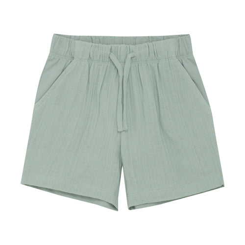 En Fant Sommer-Shorts in Mintgrün
