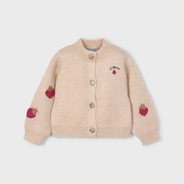Mayoral Cardigan Beige mit Erdbeeren - Stickerei Mokkini Kindermode Cardigan