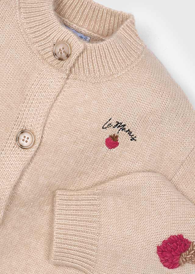 Mayoral Cardigan Beige mit Erdbeeren - Stickerei Mokkini Kindermode Cardigan