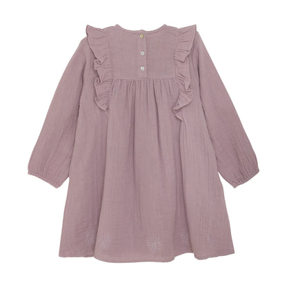 Minymo Kleid mit Rüschen und Stickereien in Flieder Mokkini Kindermode Gesperrt