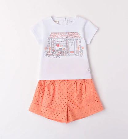 Sarabanda Set mit City-Print & Lochmuster-Shorts Mokkini Kindermode Mädchen Set
