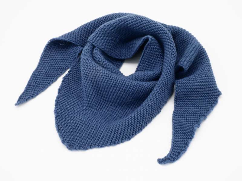 KisMe Strickschal in Blau – Weich und Stilvoll - Schal - KisMe