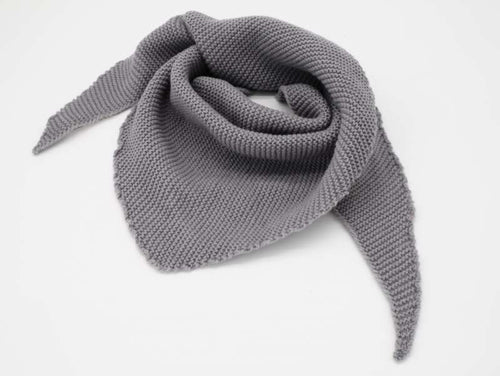 KisMe Strickschal in graufarbener Optik